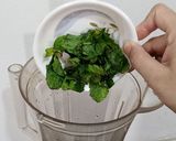 A picture of step 1 of Creamy Mint Lassi.