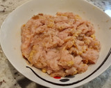 Foto del paso 4 de la receta: Albóndigas de pavo en salsa de calabaza, manzana y nueces