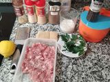 "mandonguilles" (albóndigas) para paella