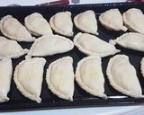 Foto del paso 5 de la receta: Empanadas al horno de jamón, queso y huevo 🥟