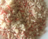 Foto del paso 3 de la receta: Ensaladilla de pulpo, surimi y gambas