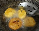 A picture of step 4 of Peas Makki kachori.