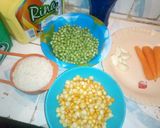 A picture of step 1 of Simple vegetable rice.