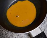 Foto del paso 1 de la receta: Huevos cremosos con cúrcuma para el desayuno