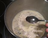 Foto del paso 3 de la receta: Chupito de crema de champiñones con toque de trufa negra