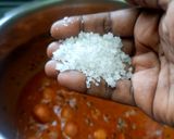 A picture of step 8 of One-pot Vatha kuzhambu rice.