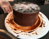 Une image de l'étape 8 de Gateau les Minions CHOCOLAT PASSION (pâte à sucre).