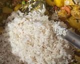 A picture of step 3 of Vegetable pulao.