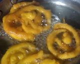 A picture of step 7 of Jalebi.