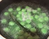 Foto langkah ke 2 dari resep Bubur Candil Pandan🍵.