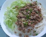 รูปขั้นตอนการทำที่ 3 ของ โซเมนกับหมูสับผัดมิโซะ
