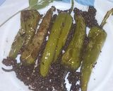 A picture of step 3 of Tali hui Hari mirchein.