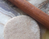 Foto del paso 3 de la receta: Tortas fritas dulces de naranja y harina integral❤