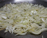 Foto del paso 2 de la receta: Paella de cebolla y huevo