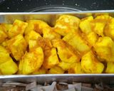 Foto langkah ke 1 dari resep Singkong Goreng Balut Sambal.