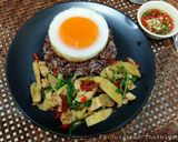 รูปขั้นตอนการทำที่ 5 ของ กะเพราไก่ใส่หน่อไม้