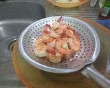 Foto langkah ke 3 dari resep 15. Udang saus tiram.