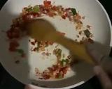 Foto langkah ke 3 dari resep Tumis jamur pedas.