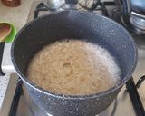 A picture of step 1 of Rice 🍚 & Mushrooms 🍄 😋.