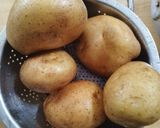 Foto langkah ke 1 dari resep Keripik Kulit Kentang.