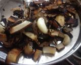 खान्देशी चवीची झणझणीत मिक्स उसळ (mix usal recipe in marathi) रेसिपी स्टेप 2 फोटो 