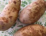 A picture of step 1 of Crispy Garlic Butter Baked Potatoes.