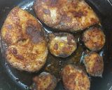 A picture of step 2 of Surmai fish biryani.