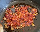 A picture of step 4 of Rocket sundried tomato rigatoni.