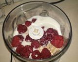 A picture of step 4 of The Perfect Smoothie.