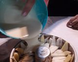 Foto del paso 2 de la receta: Torta invertida con pera y manzana