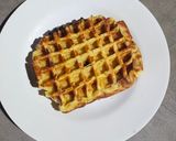 Foto langkah ke 3 dari resep 665. Roti Waffle Keju.