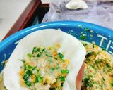 Foto langkah ke 8 dari resep Suikiaw isi(udang,kucai,kol,wortel).