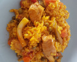 Foto del paso 3 de la receta: Arroz con ajos tiernos y solomillo de pavo
