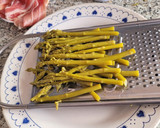 Foto del paso 2 de la receta: Tostadas con espárragos de bote y jamón serrano