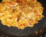 A picture of step 4 of Veg uttapam.