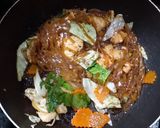 รูปขั้นตอนการทำที่ 4 ของ เส้นเล็กผัดซีอิ๊วไก่