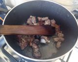 A picture of step 2 of Moroccan Beef Stew.