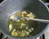 A picture of step 2 of Instant Lauki Masala.