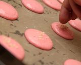 Málnás macaron recept fázis 8 fotója