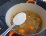 Foto del paso 5 de la receta: Lomo de cerdo en salsa javenés (Java Pork)