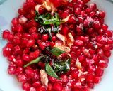A picture of step 4 of Spiced Pomegranate.