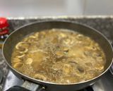 Foto del paso 4 de la receta: Medallones de cerdo en salsa de champiñones, balsámico y whiskey