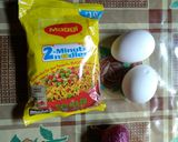 ম্যাগি ওমলেট(maggi omelette recipe in Bengali) রেসিপি ধাপ - 1 ছবি