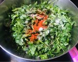A picture of step 2 of Methi paratha.