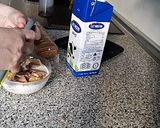 Foto del paso 5 de la receta Leche con Galletas