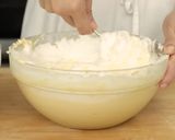 Foto langkah ke 7 dari resep Butter Cake Devina Hermawan.