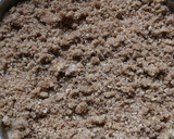 Foto del paso 8 de la receta: Tarta de pera con crumble de almendras