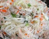 Foto langkah ke 5 dari resep Bihun goreng putih.