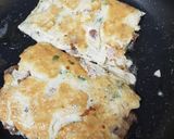 A picture of step 5 of Bacon omelette without cheese.