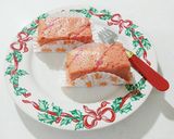 Foto langkah ke 8 dari resep Fermented Cassava Strawberry Cheesecake/Bolu Tapai/Strawberry Cheesecake.